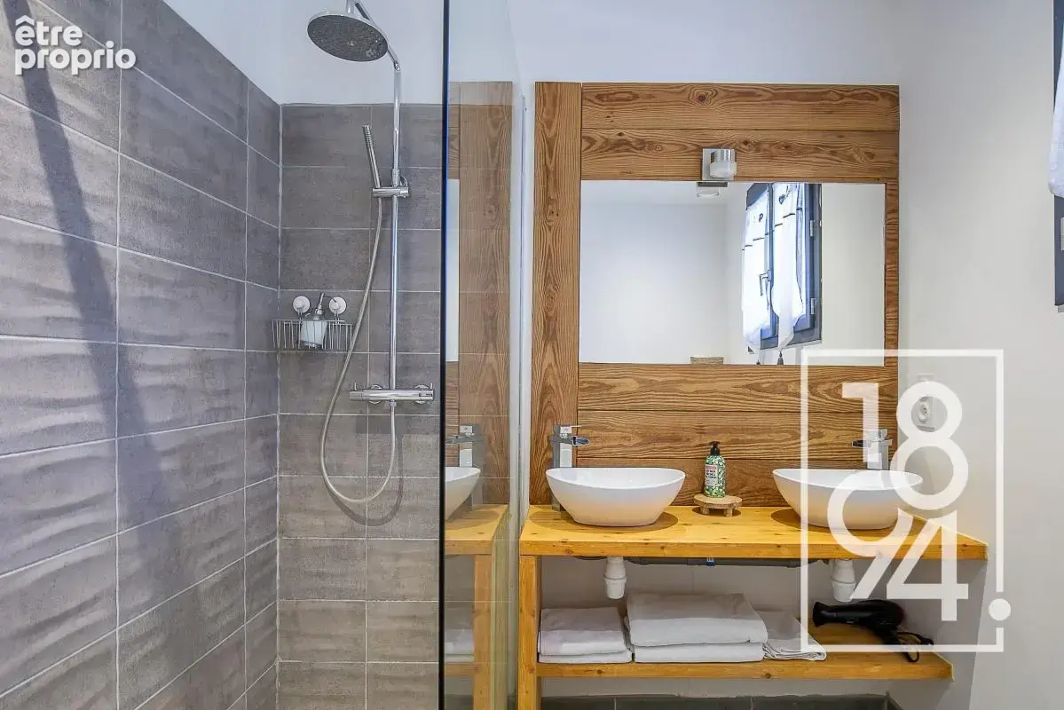 Chalet T12 à vendre Uvernet-Fours 04 (04400)  334 m²  Terrasses, Jardin  - photo 7