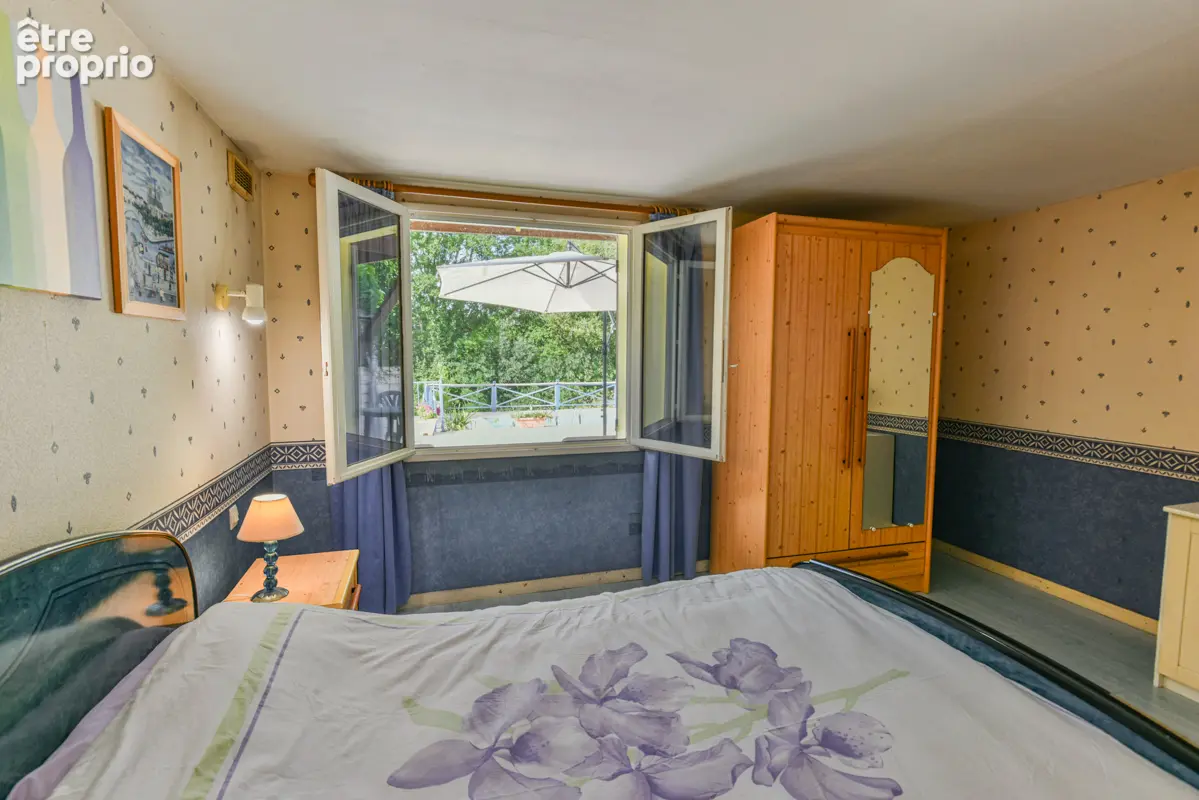 Maison plein de charme ,11pièce(s) 156 m2, 2 logements, garage et piscine - photo 13