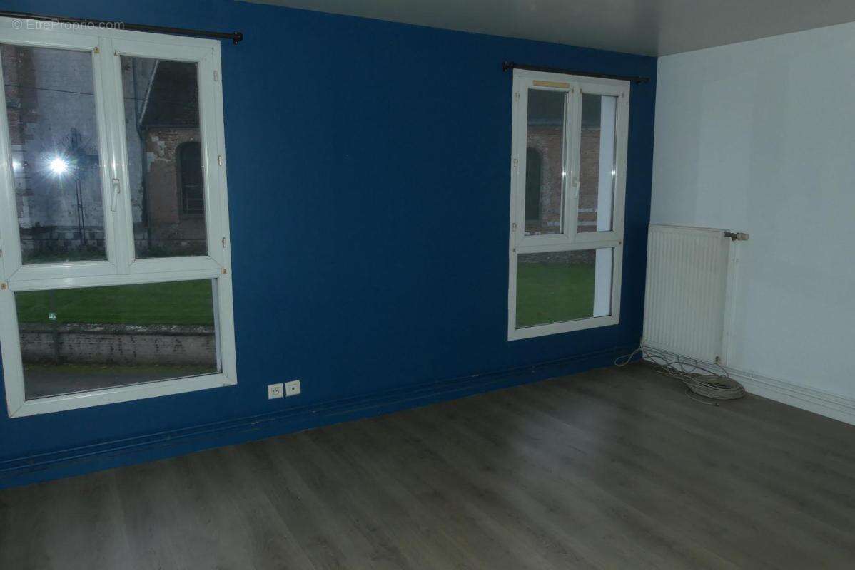 Maison à TOURS-EN-VIMEU