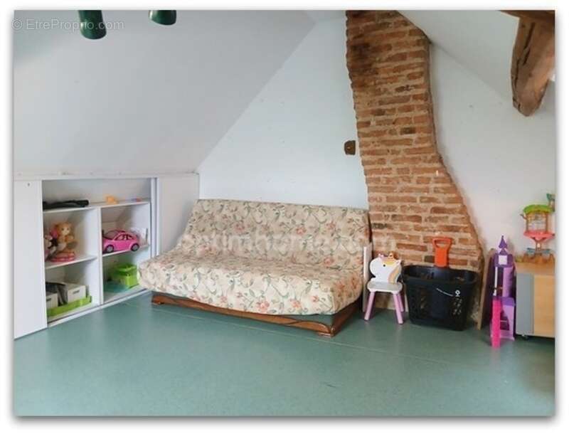 Maison à SAINT-LEOPARDIN-D'AUGY