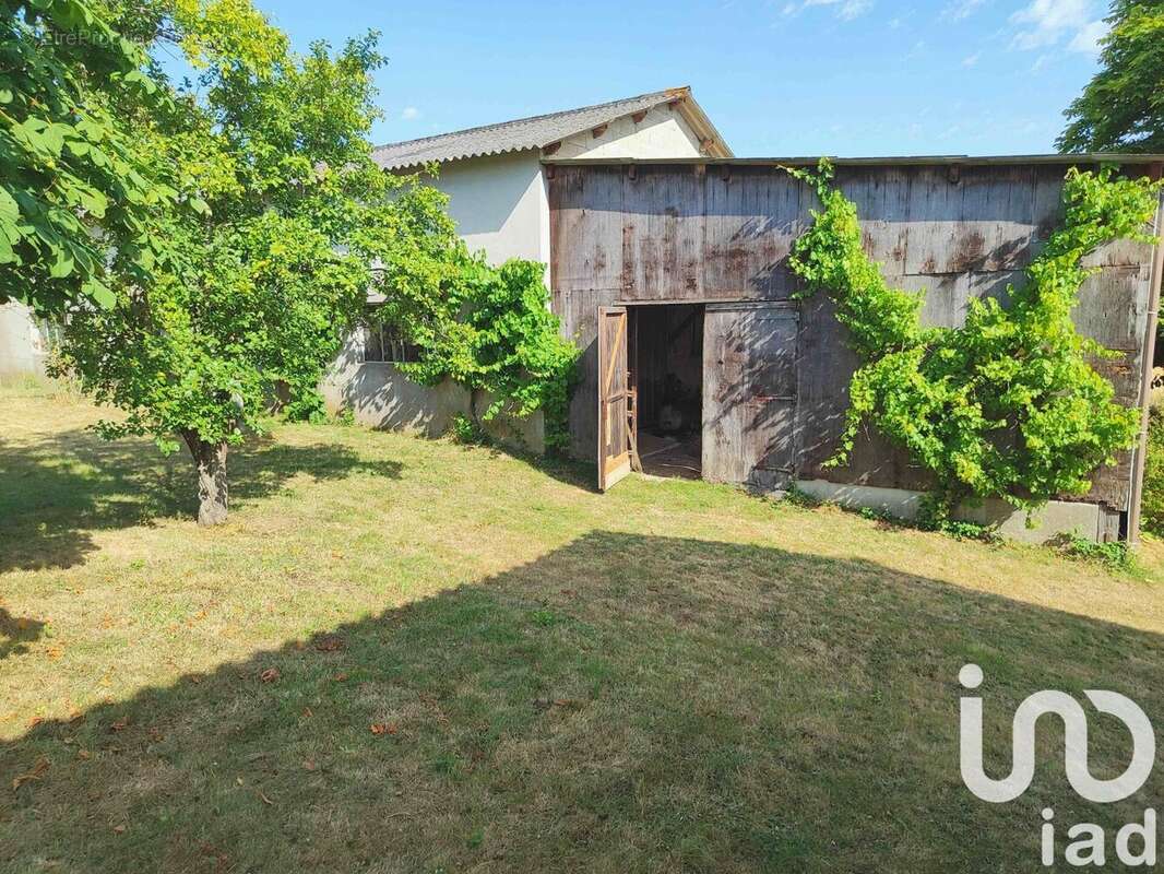 Photo 3 - Maison à AVAILLES-LIMOUZINE