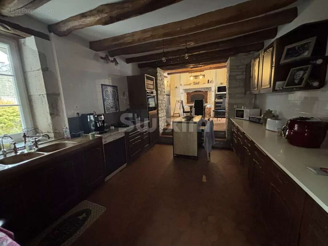 Maison à BIERRY-LES-BELLES-FONTAINES