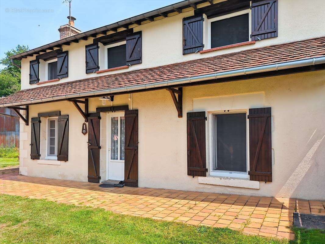 Maison à LA VERNELLE