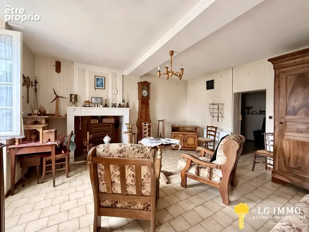 Lot de deux maisons d'habitation, grange, atelier et terrain clos - photo 13