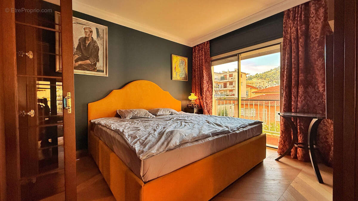 Appartement à BEAULIEU-SUR-MER