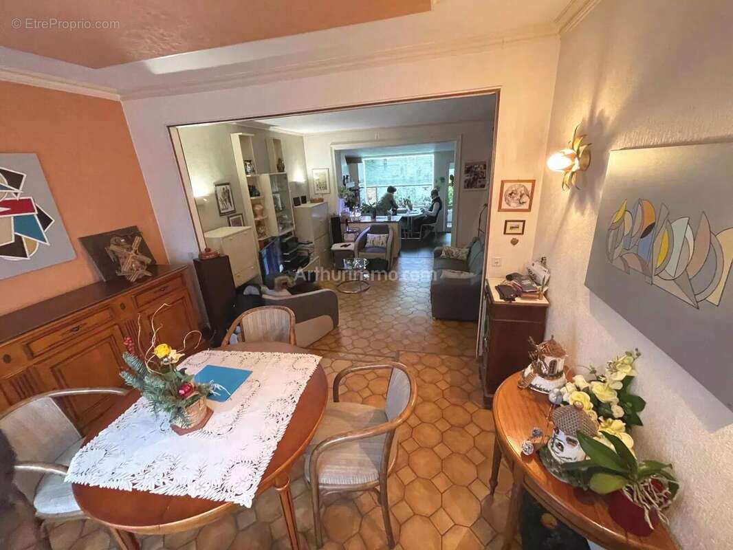 Maison à CROIX