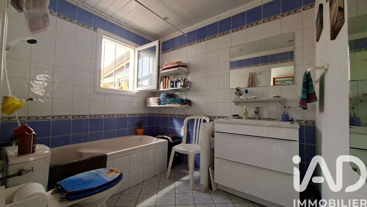 Photo 8 - Maison à LE LUC