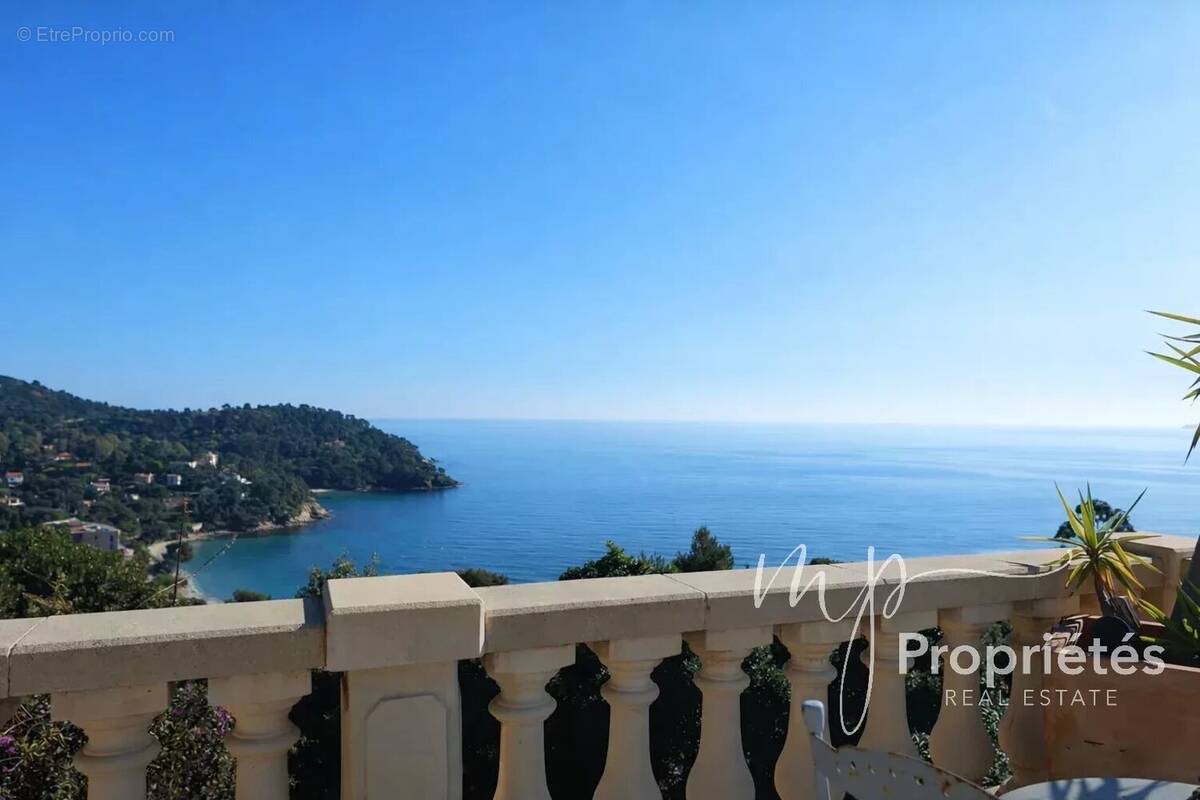 Maison à RAYOL-CANADEL-SUR-MER