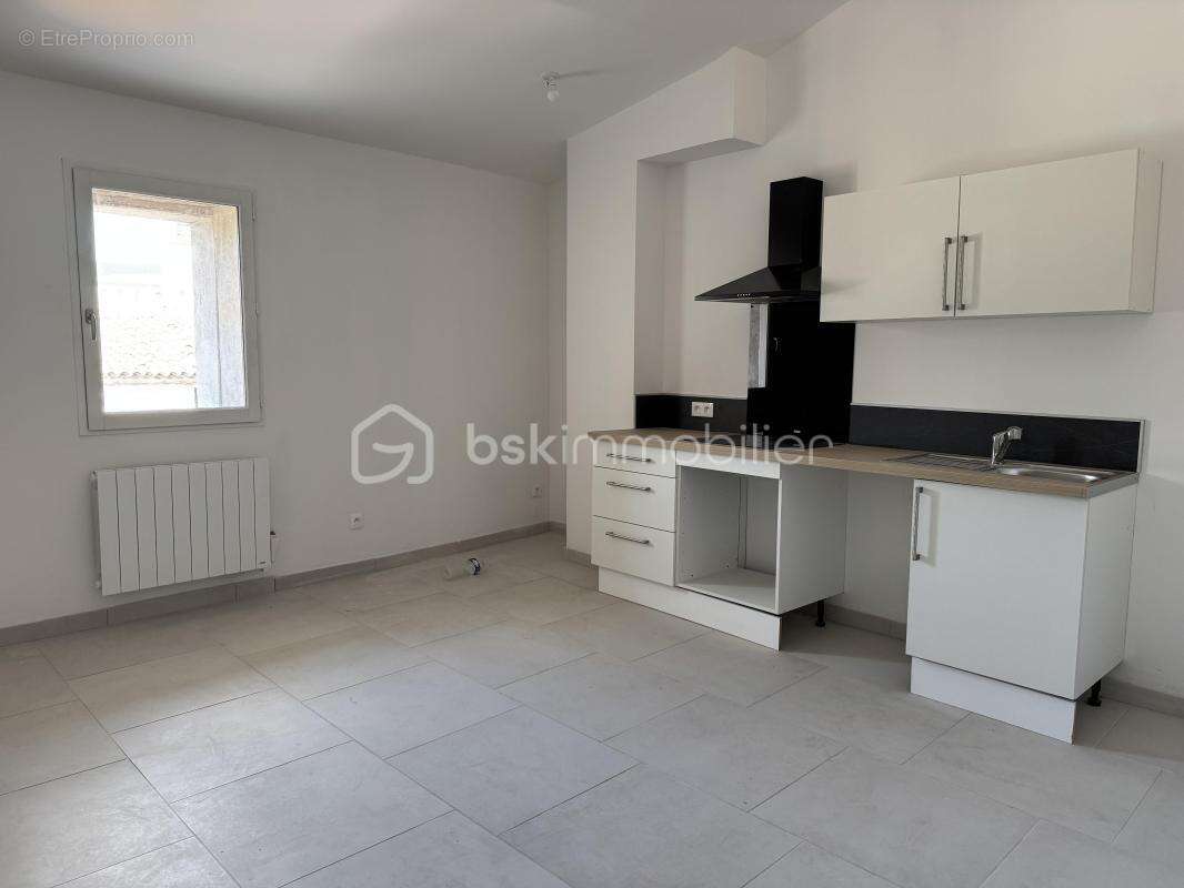 Appartement à BESSE-SUR-ISSOLE
