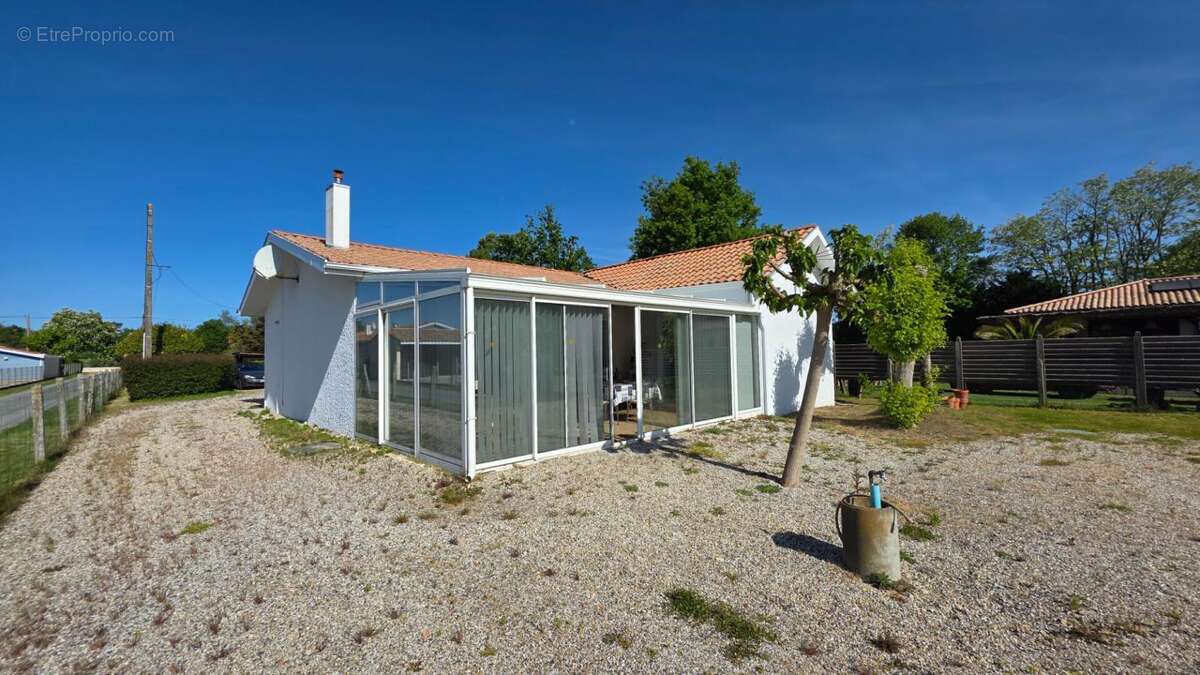 Maison 5 pièces 120 m2 sur 1750m² de terrain - 15min de la plage - photo 5