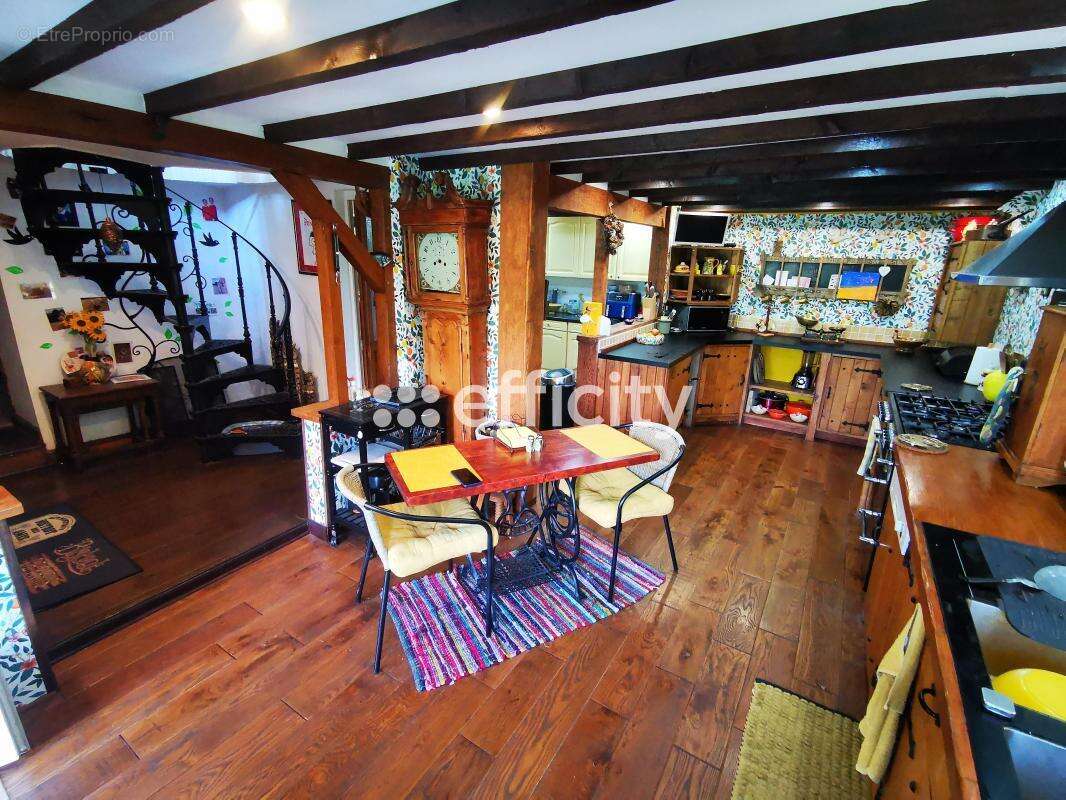 Maison 210 m² à Beauficel  - photo 22
