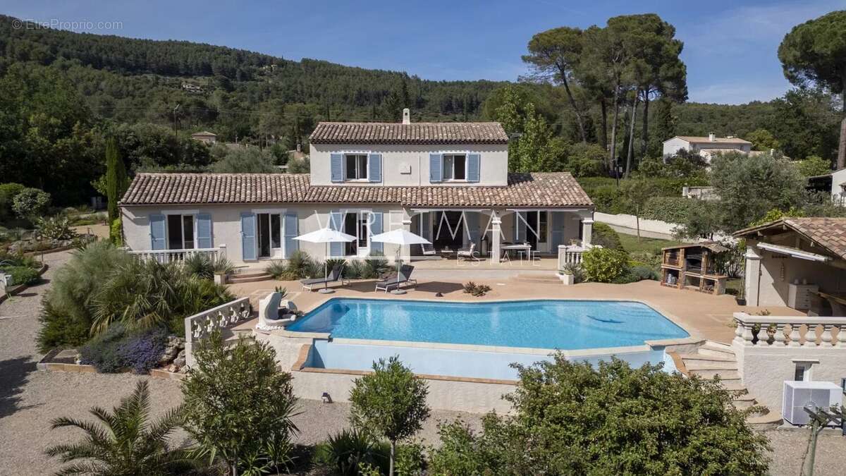 Maison à LA MOTTE