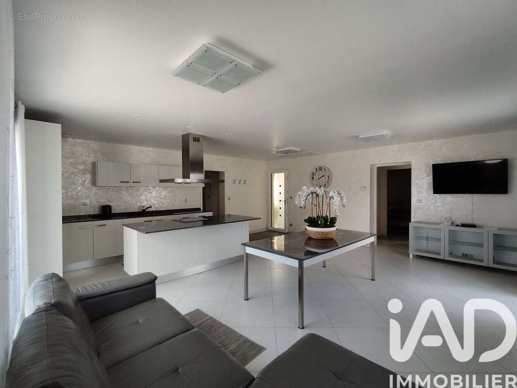 Photo 3 - Maison à SAINT-OUEN