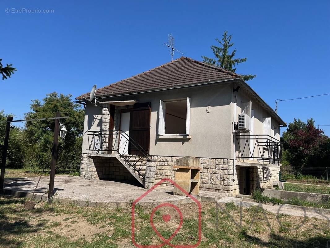 Maison à BEAUMONT-DU-GATINAIS