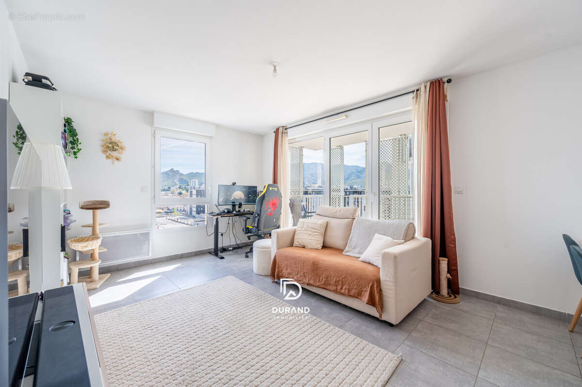 Appartement à MARSEILLE-10E