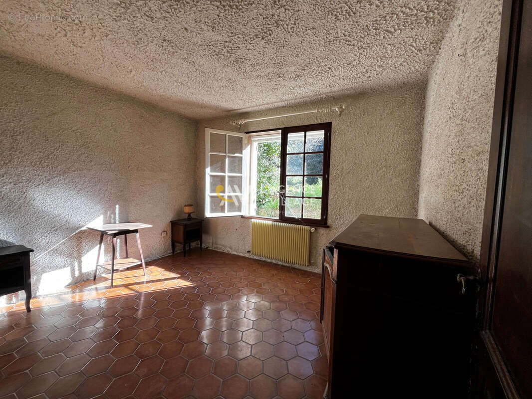 Maison à LA GARDE-FREINET