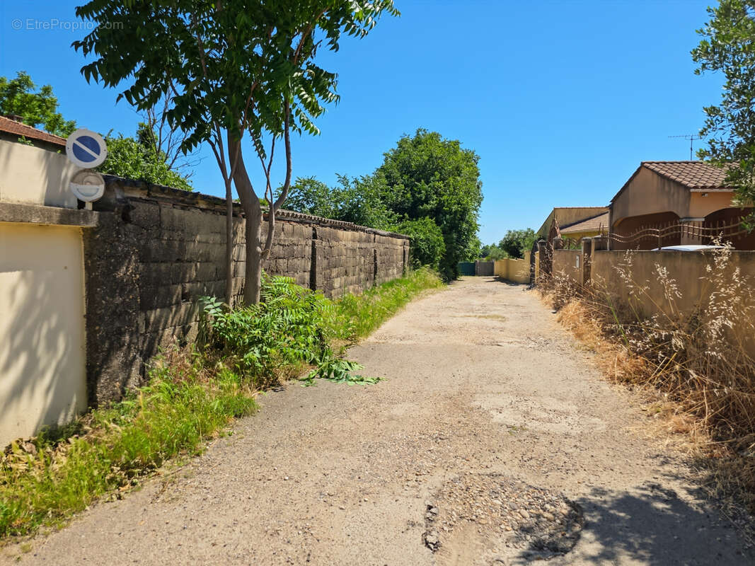 Terrain à BEAUCAIRE