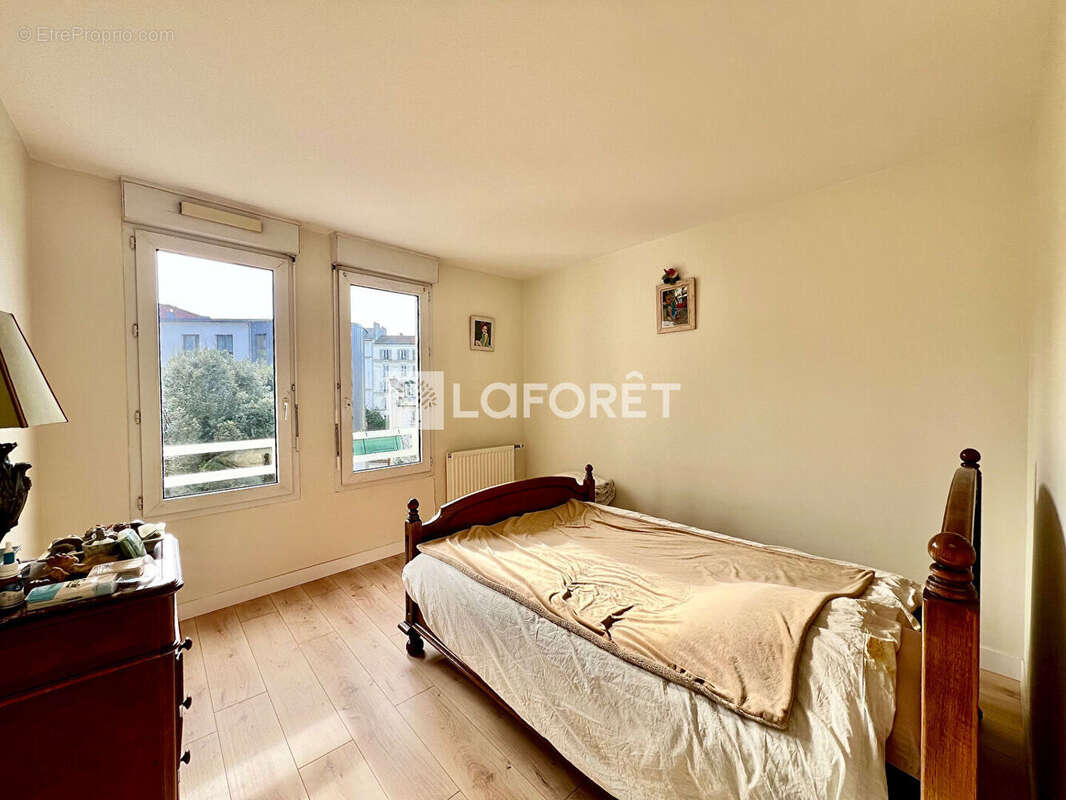 Appartement à SEVRES