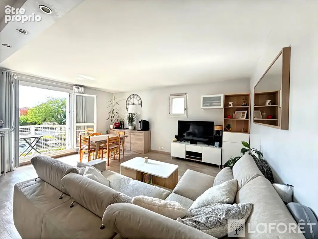 Photo Appartement à Saclay au prix de 319 000€