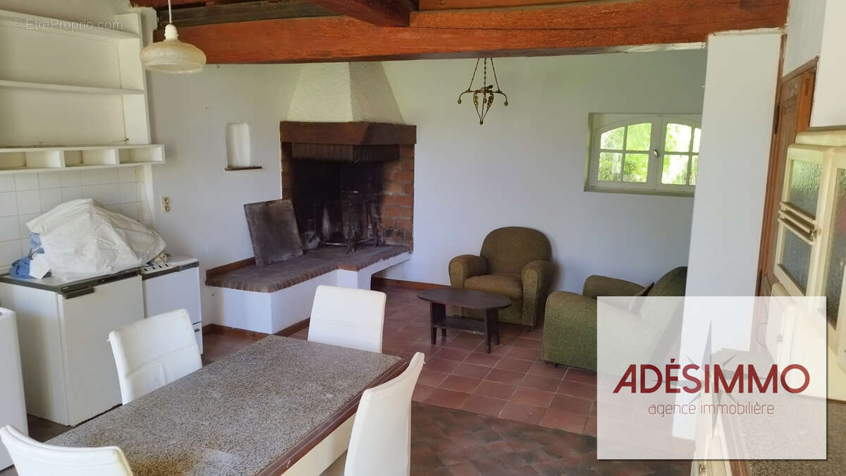 Maison à SAINT-SULPICE-SUR-LEZE