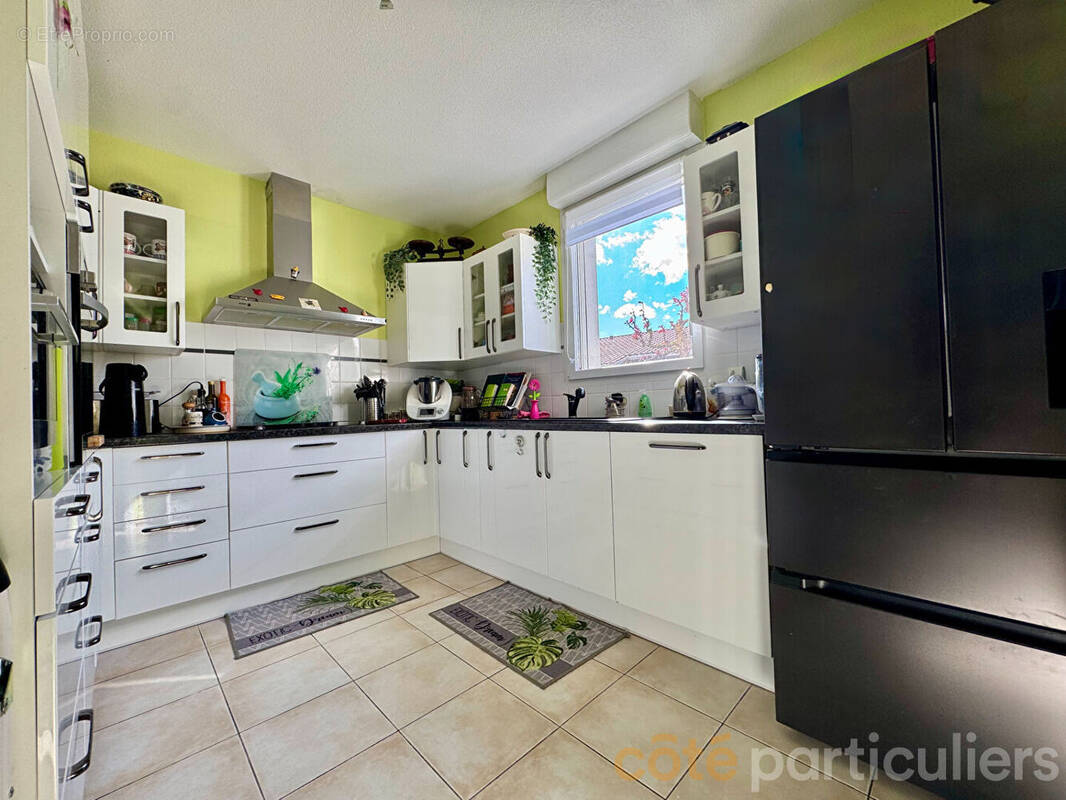 Maison à JONQUIERES-SAINT-VINCENT