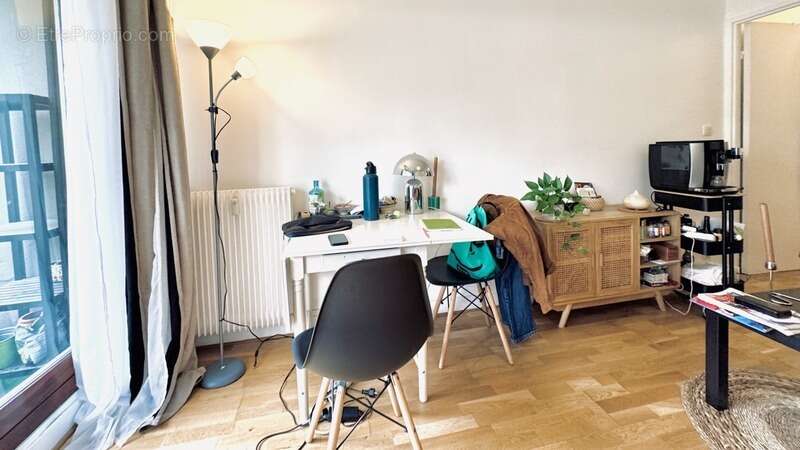 Appartement à PARIS-20E