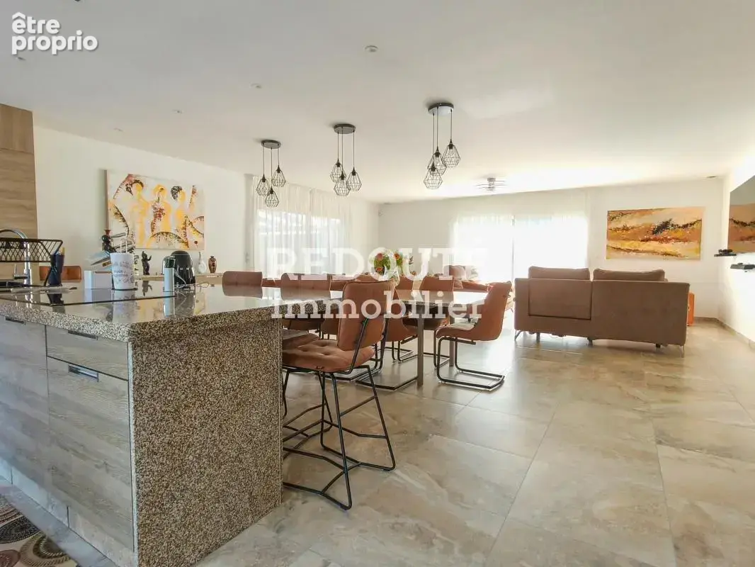 Propriete, plain-pied, suite independante, sous-sol complet - photo 11