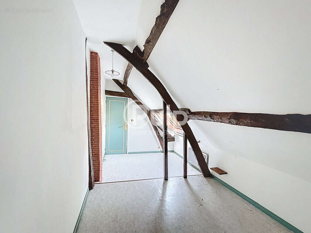 Maison à ESTREES-LES-CRECY