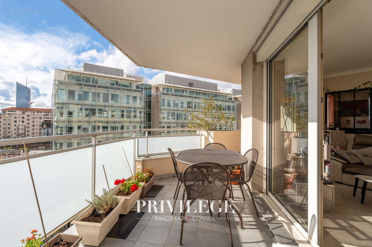 Appartement à LYON-6E