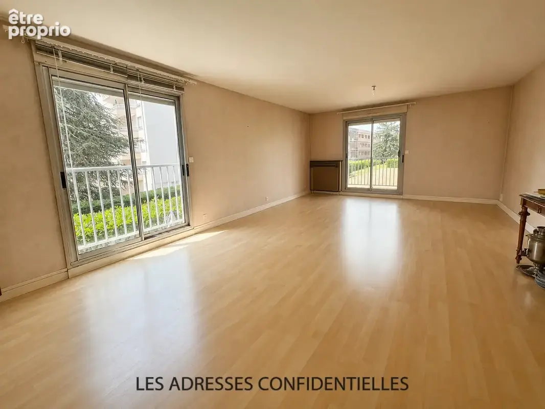 Appartement à TASSIN-LA-DEMI-LUNE