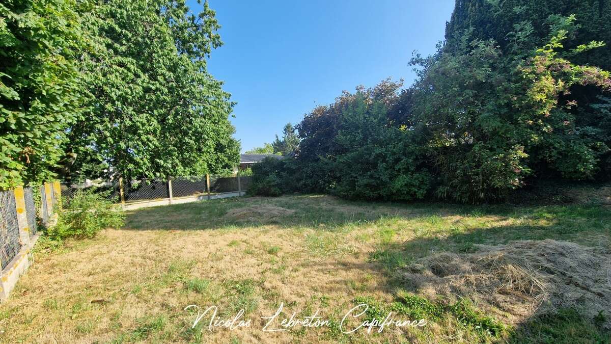 Athis de l'Orne – Pavillon de plain-pied avec sous-sol complet et beau potentiel ! - photo 5