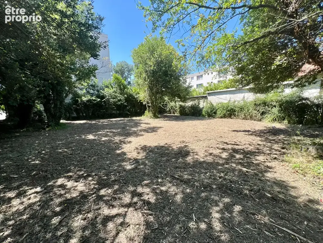 Terrain à AVIGNON