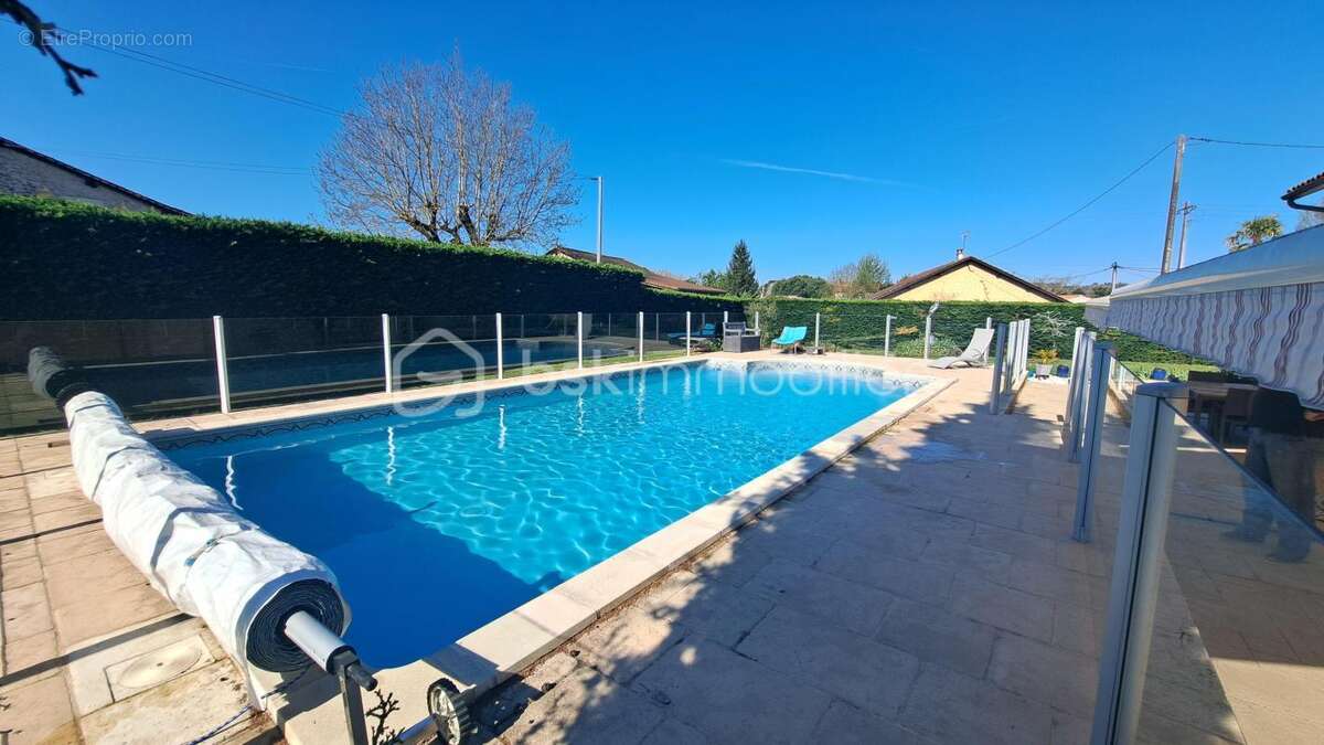 Maison à SAINT-ASTIER