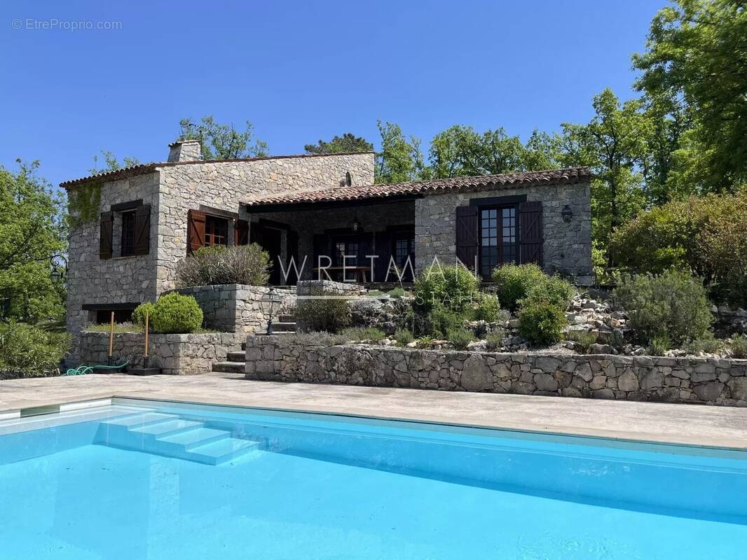 Maison à FAYENCE