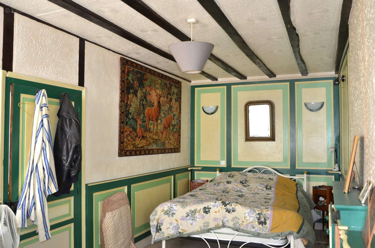 Maison à LE CHATELET