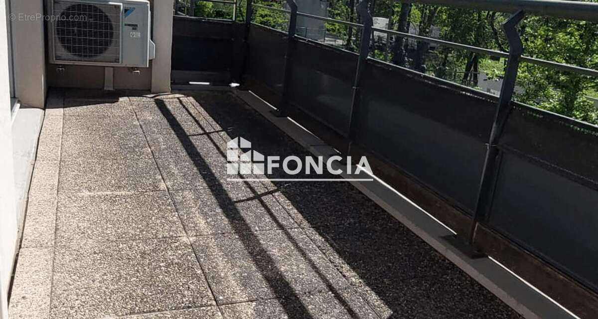 Appartement à VIZILLE