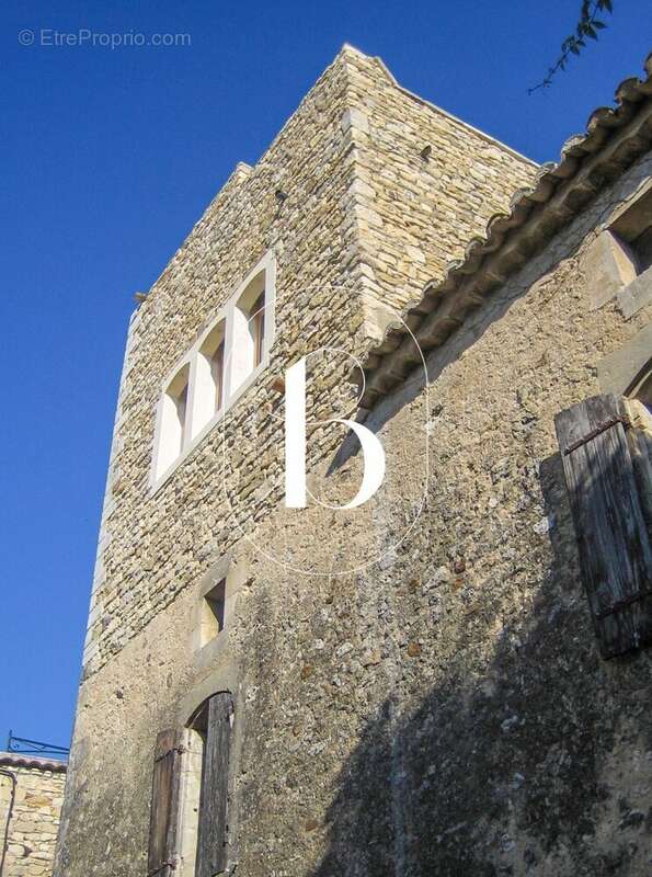 Maison à UZES