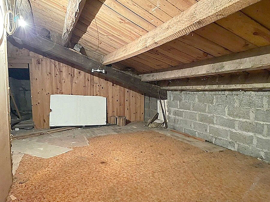 Maison à rénover avec beau potentiel - 105 m² - Proche La Rochelle - photo 14