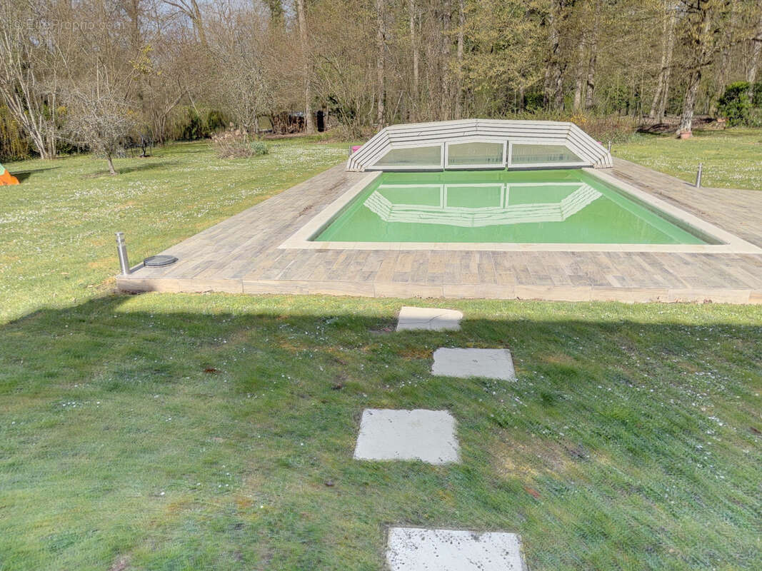 Maison à NOISY-SUR-ECOLE