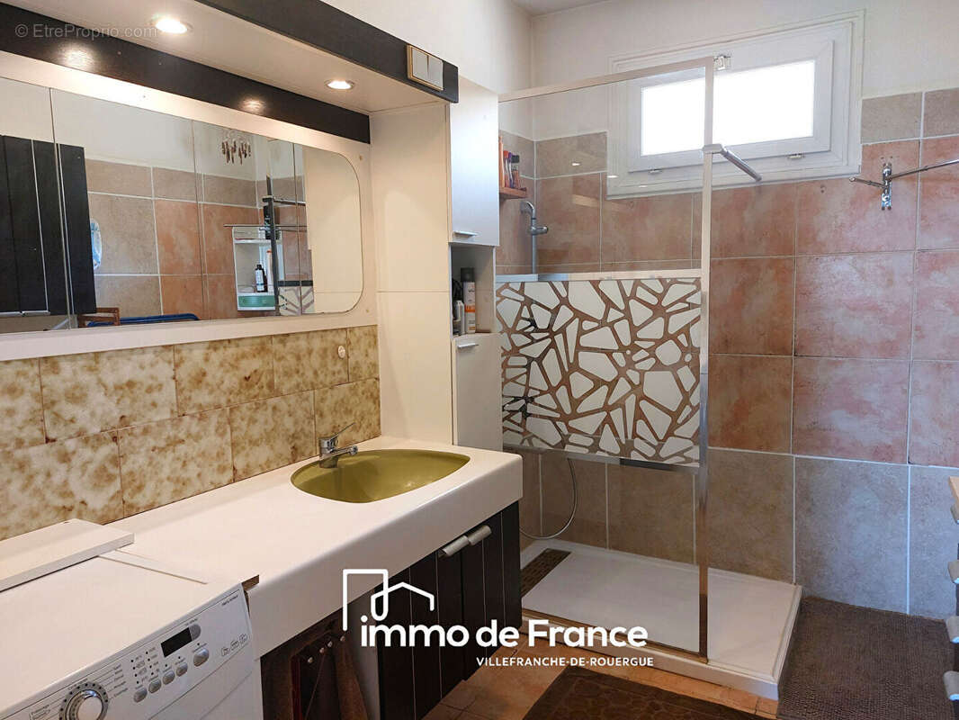 Maison 112 m²  T3/4 avec sous-sol et studio aménagé - photo 7