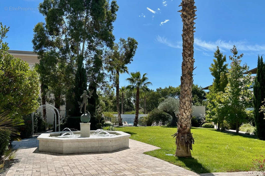 Appartement à LATTES