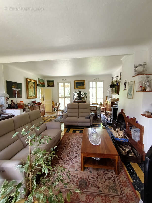 Maison à PEYMEINADE