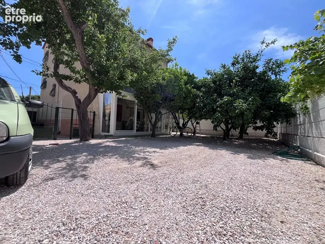Magnifique appartement de type T2 en rez-de-chaussée avec jardin de 170 m² sans vis-à-vis et véranda de 20 m² - photo 4