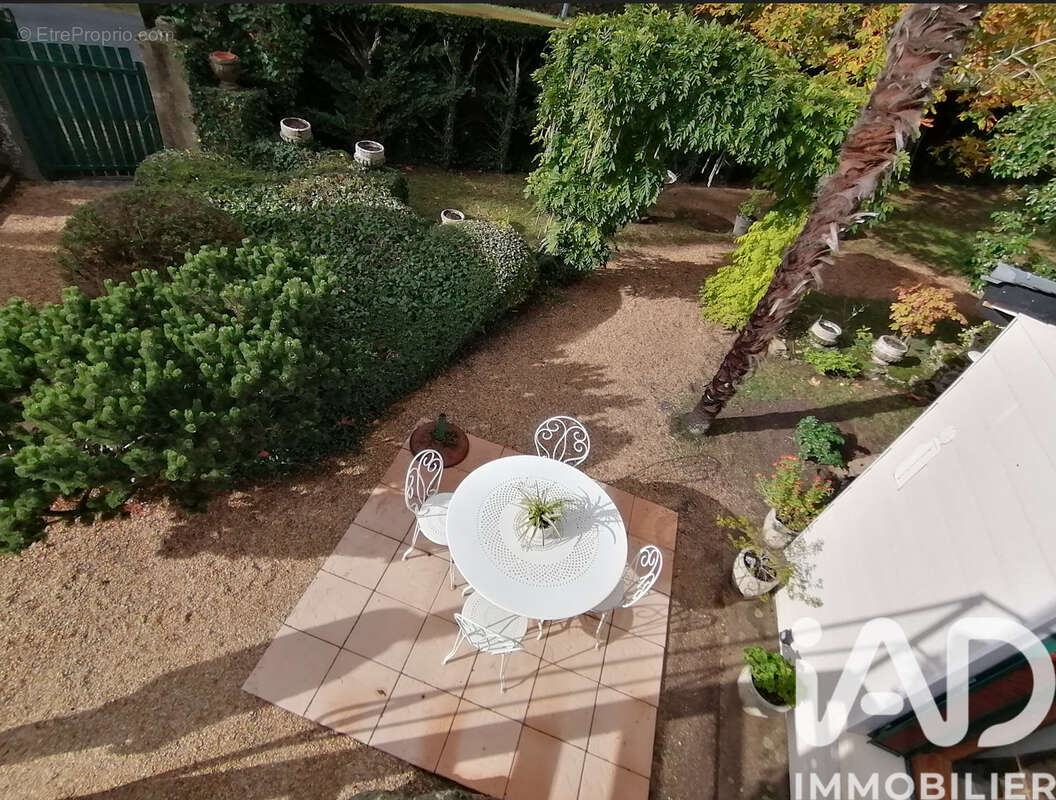 Photo 2 - Maison à VERRIE