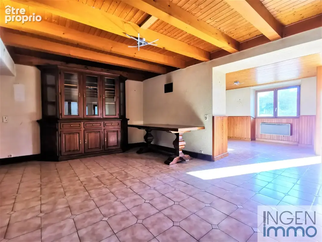 Maison Mitoyenne 140m2, à rénover - photo 3
