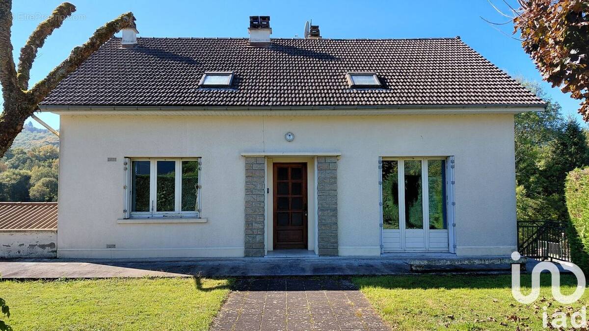 Photo 1 - Maison à SAINT-SULPICE-LAURIERE