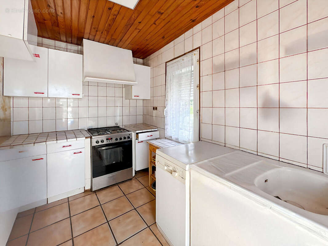 Maison Merignac  ARLAC 4 pièce(s) 86 m2 - photo 3