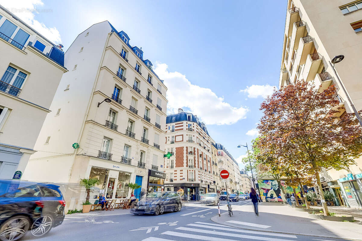 Appartement à PARIS-14E