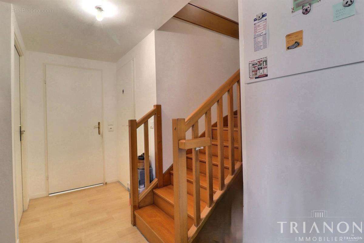 A vendre sur Trappes : Duplex d’exception 115 m² – Terrasses plein Sud – 4 chambres – 2 parkings - photo 5