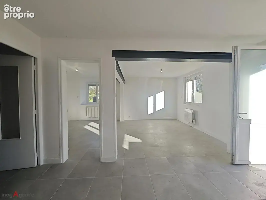 Maison 90 m² entièrement rénovée + dépendance - photo 2